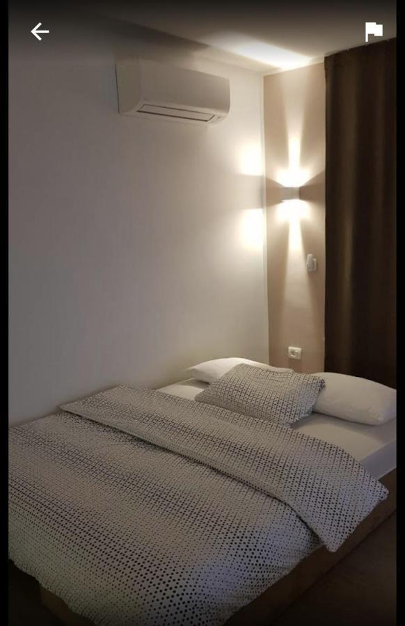 Apartment Luce Njivice Eksteriør billede