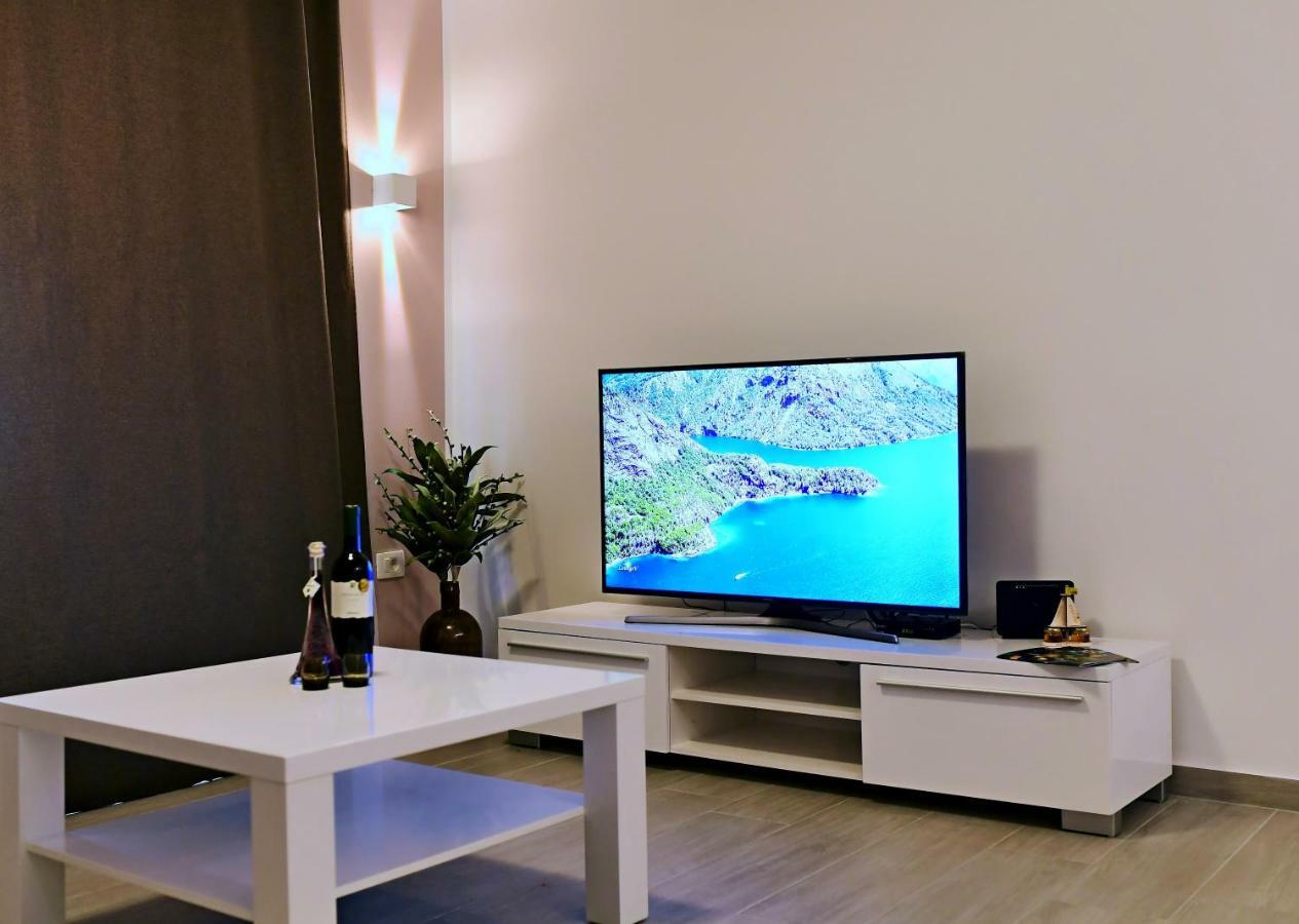 Apartment Luce Njivice Eksteriør billede
